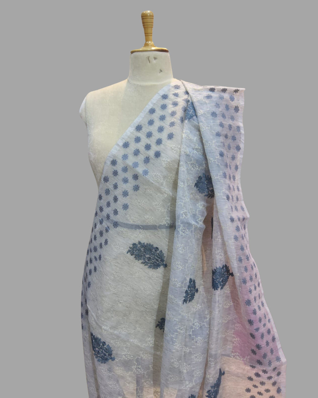 Banarasi Embroidery Saree