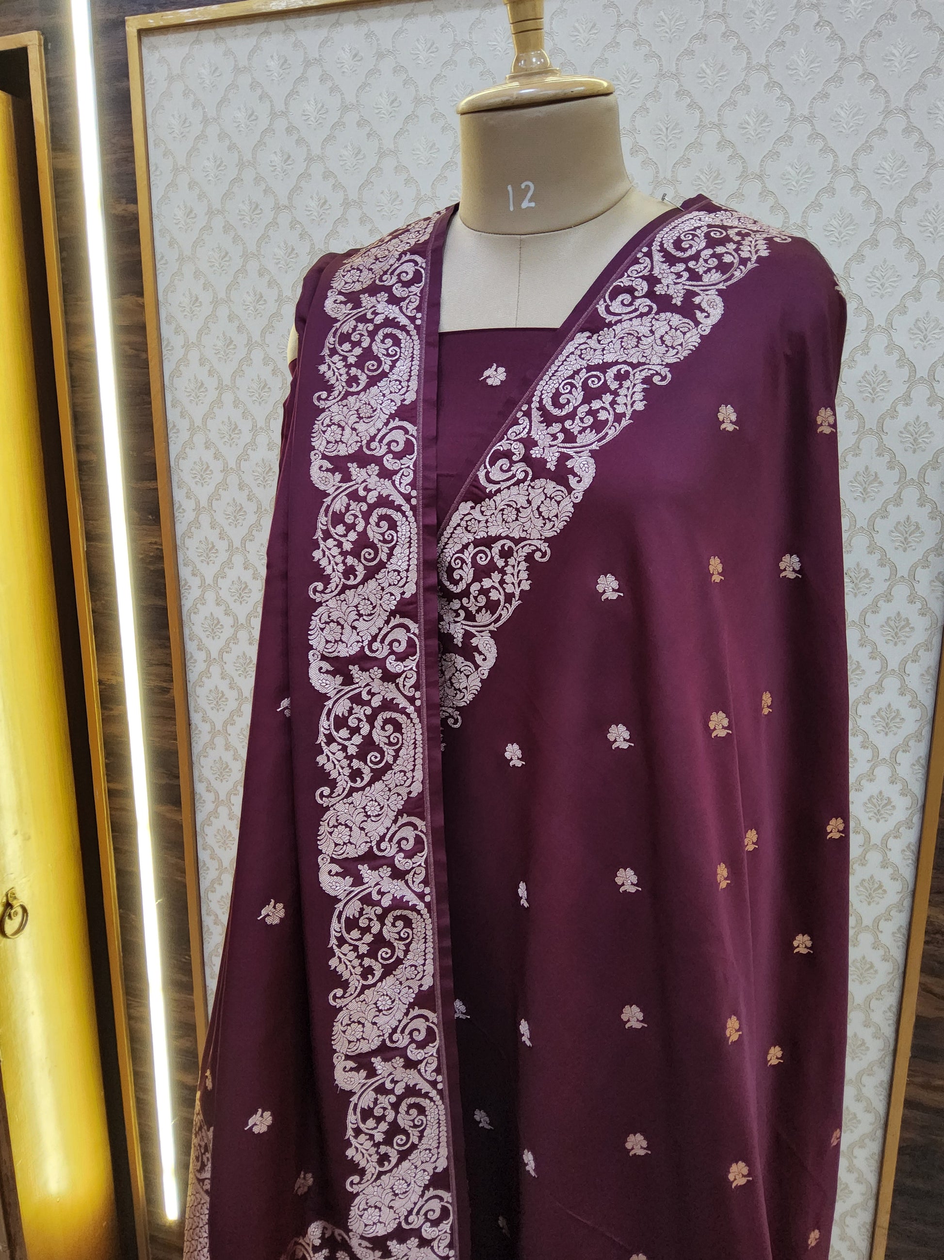 Banarasi Semi Katan Saree ( mashru)