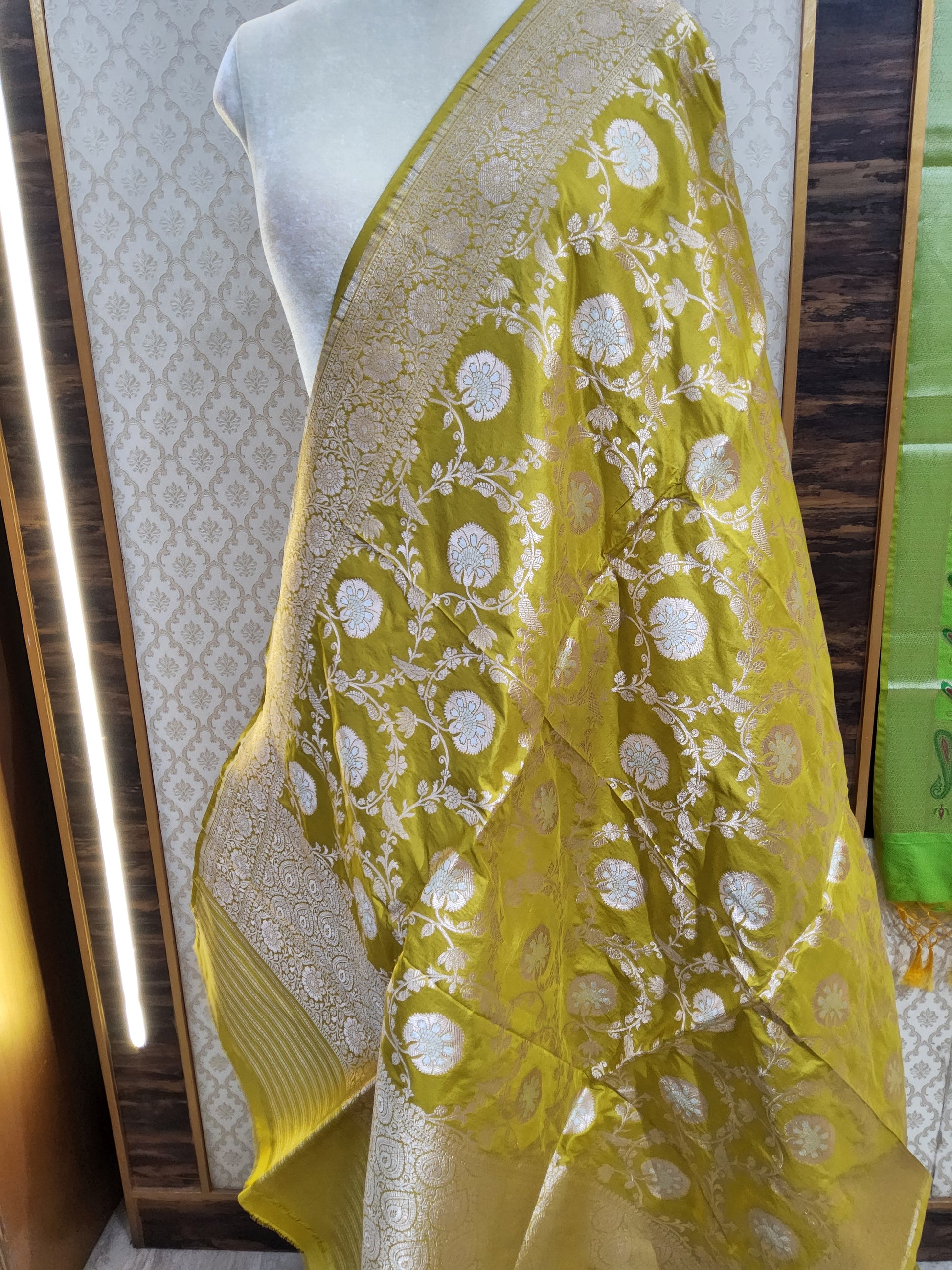 Banarasi Silk Dupatta